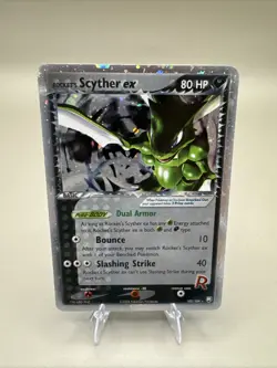 2004 POKEMON SCYTHER EX TEAM ROCKET RETURNS 102/109 ROCKET'S SCYTHER EX-HOLO TCG - Image 1