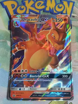 CARTE POKEMON DRACAUFEU GX SM211 - Image 1