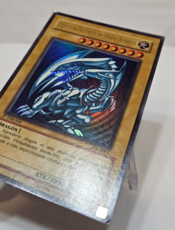 SPANISH Blue-Eyes White Dragon BIK-S001 Ultra Rare 1st Edition Yugioh 7927 - Image 2