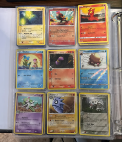 Random Pokemon card binder with VINTAGE/mid/modern cards! - Image 4