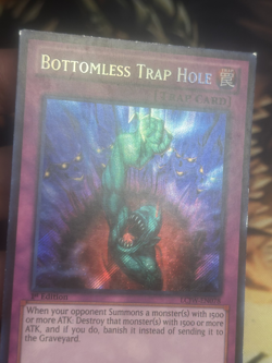 Yugioh: Bottomless Trap Hole - LCJW-EN078 - Secret Rare - 1st Edition HP - Image 3