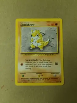 SANDSHREW 62/102 - VINTAGE WOTC POKEMON CARD - Unlimited Edition - NM - Image 1