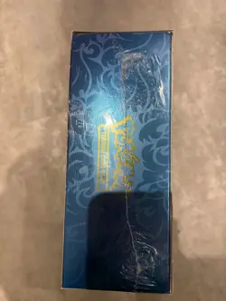 Pokemon TCG: Mega Charizard X ex Ultra-Premium Collection - Image 3