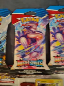 pokemon tcg sword and shield battle styles, 8 booster packs in all. sealed - Image 5