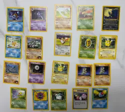 Lot of 20 Pokemon Cards Base Set including Lt. Surge's Eevee 51/132 - Image 1