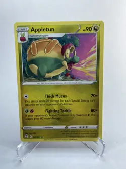 Pokemon TCG Appletun Evolving Skies 121/203 Regular Rare - Image 1