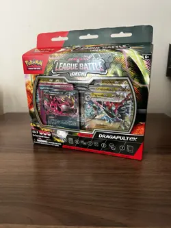 Pokemon TCG: League Battle Deck Dragapult ex - Image 1