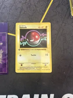 Pokemon Card Voltorb 67/102 Base Set 1st Edition shadowless Rare 069🔥HP🔥 - Image 1