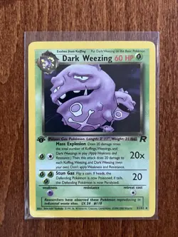 [LP+/NM] 2000 Pokemon Team Rocket Dark Weezing 1st Edition #31/82 Non-Holo - Image 1