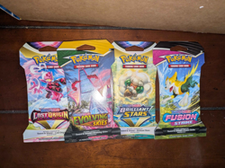 Pokemon TCG Pokemon Center Exclusive 2025/26 Special Delivery Box IN HAND - Image 2