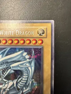 Yu-Gi-Oh! Blue Eyes White Dragon Dark Duel Stories DDS-001 Promo - Image 3