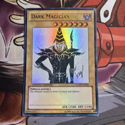 Yu-Gi-Oh Card - JUMP-EN049 - DARK MAGICIAN (ultra rare holo) *Played* - Image 1