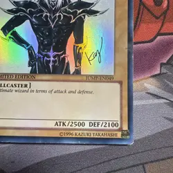 Yu-Gi-Oh Card - JUMP-EN049 - DARK MAGICIAN (ultra rare holo) *Played* - Image 5