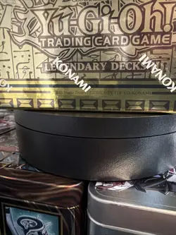 Konami Yu-Gi-Oh! Trading Cards Legendary Decks II Box - Gold 83717845010 - Image 2