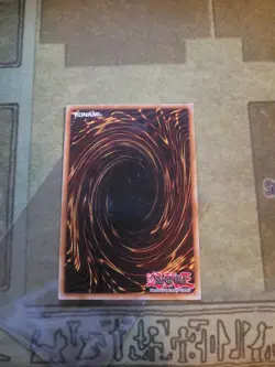 YUGIOH GLADIATOR BEAST GYZARUS PGL2-EN079 GOLD 1ST ED LP - Image 3