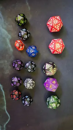 magic the gathering dice lot Spin downs, +1 -1 counters, keyword dice Phyrexian - Image 4