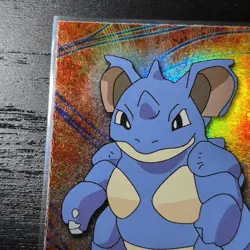 Nidoqueen Topps Pokemon Series 1 Rainbow Foil Blue logo 1st print #31 - Image 3