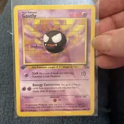 Gastly 1st Edition Fossil 33/62 Uncommon VTG Pokemon Card, Lightly Played TCG - Image 1
