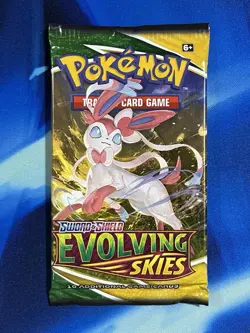 Pokemon 2021 Sword & Shield Evolving Skies Booster Pack Sylveon Nm M Umbreon - Image 1
