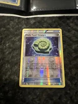 Pokemon TCG Helix Fossil Omanyte Fates Collide 102/124 Reverse Holo Uncommon - Image 1