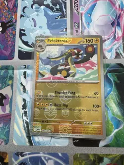 Pokemon TCG - Eelektross - 032/086 - (Master Ball Pattern) - SV: Black Bolt - Image 1
