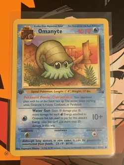 1st Edition Omanyte 52/62, Fossil Pokemon TCG WOTC 1999 Common Mint - Image 1