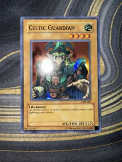 Celtic Guardian, Super Rare (LOB-007), Unlimited, Near Mint - Image 1