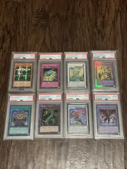 YuGiOh 1000+ Holos! NO COMMON!!! Includes Binder + Sealed! Check Description!! - Image 3