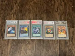 YuGiOh 1000+ Holos! NO COMMON!!! Includes Binder + Sealed! Check Description!! - Image 4