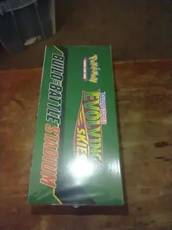 Pokemon TCG Sword & Shield- Evolving Skies Build & Battle Stadium Sealed Minty 820650809781 - Image 5
