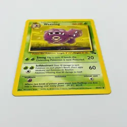 Weezing 45/62 Uncommon Fossil Unlimited Pokemon TCG Card 1999 Vintage WOTC NM - Image 3