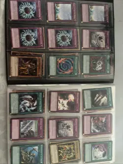 🔥🔥🔥🔥Yugioh Binder Lot Of Cards - Image 2