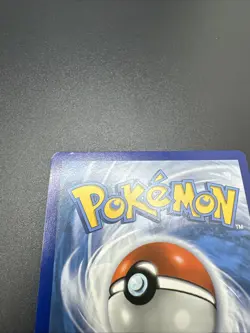 Latias SWSH171 PreRelease Pokemon Holo Card Fusion Strike - Image 3