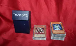 Yugioh VINTAGE Lot 140 Cards Commons/Rares English 2002-2006 w/ Deck Box - Image 2