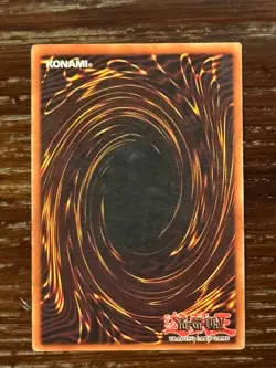 Yu-Gi-Oh! TCG Dark Magician SDY-006 Starter Deck Yugi Unlimited Ultra Rare - Image 2