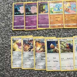 Pokemon Card Bundle x33 Vivid Voltage (Sword & Shield Set) No Duplicates Mint - Image 4