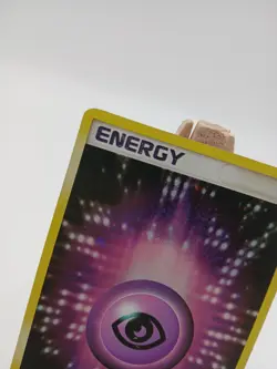 Psychic Energy 105/106 - EX Emerald - Rare Holo LP Pokemon Card, 2005 - Image 2