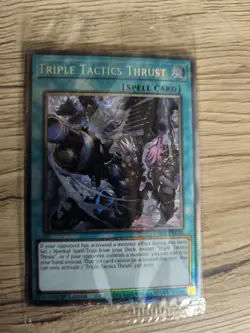 Yu-Gi-Oh! Stoss der Drei Taktiken Starlight Rare 🌟 CH01-EN030 Raritat 1. Edition - Image 1