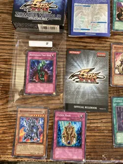 Yu-Gi-Oh! Trading Card Game Zombie World 5 D’S. 1996 Konami. - Image 2