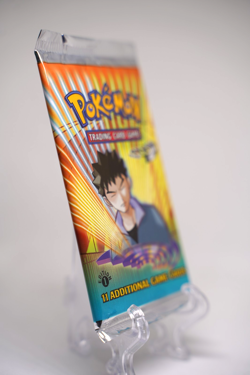 Pokemon TCG Gym Heroes 1st Edition Booster Pack Brock Art WOTC 1999 SEALED - Image 4
