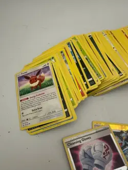 Pokemon Joblot 250 Trading Cards, TCG & Redeeming Cards - Image 5