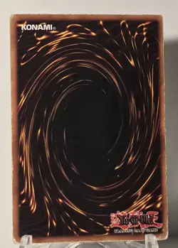 Blue-Eyes White Dragon SDK-001 Ultra Holo Rare Unlimited Edition Yugioh TCG - Image 2