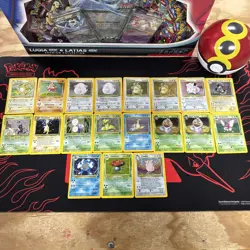 Lot Of 19 Holo Vintage Pokemon Cards. All MP+ - Image 1