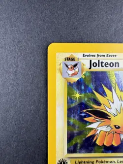 Jolteon 1st Edition Holo 1999 Pokemon Jungle 4/64 - Image 3