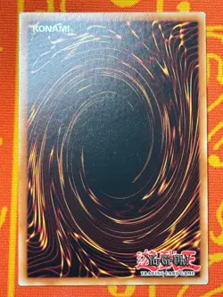 YUGIOH EXOSISTERS MAGNIFICA QUARTER CENTURY SECRET RARE 1ST NM RA02-EN038 - Image 2