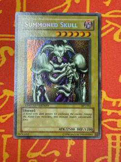 YUGIOH SUMMONED SKULL SECRET RARE EXCELLENT BPT-002 FADED - Image 1