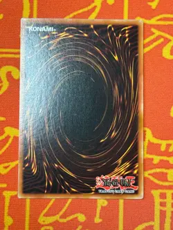 YUGIOH SUMMONED SKULL SECRET RARE EXCELLENT BPT-002 FADED - Image 2