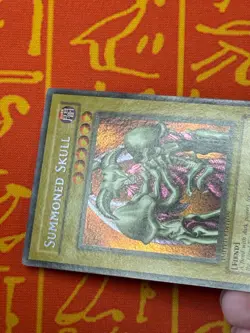YUGIOH SUMMONED SKULL SECRET RARE EXCELLENT BPT-002 FADED - Image 5