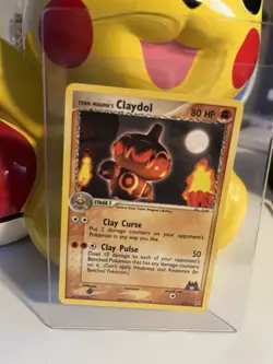 Team Magma's Claydol | 33/95 | 2004 | 1st Edition | Regular | Pokemon Card - Image 1