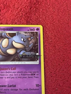 Nidoqueen - SM160 - Team Up Stamp - SM Black Star Promos - Pokemon Card Lp - Image 2